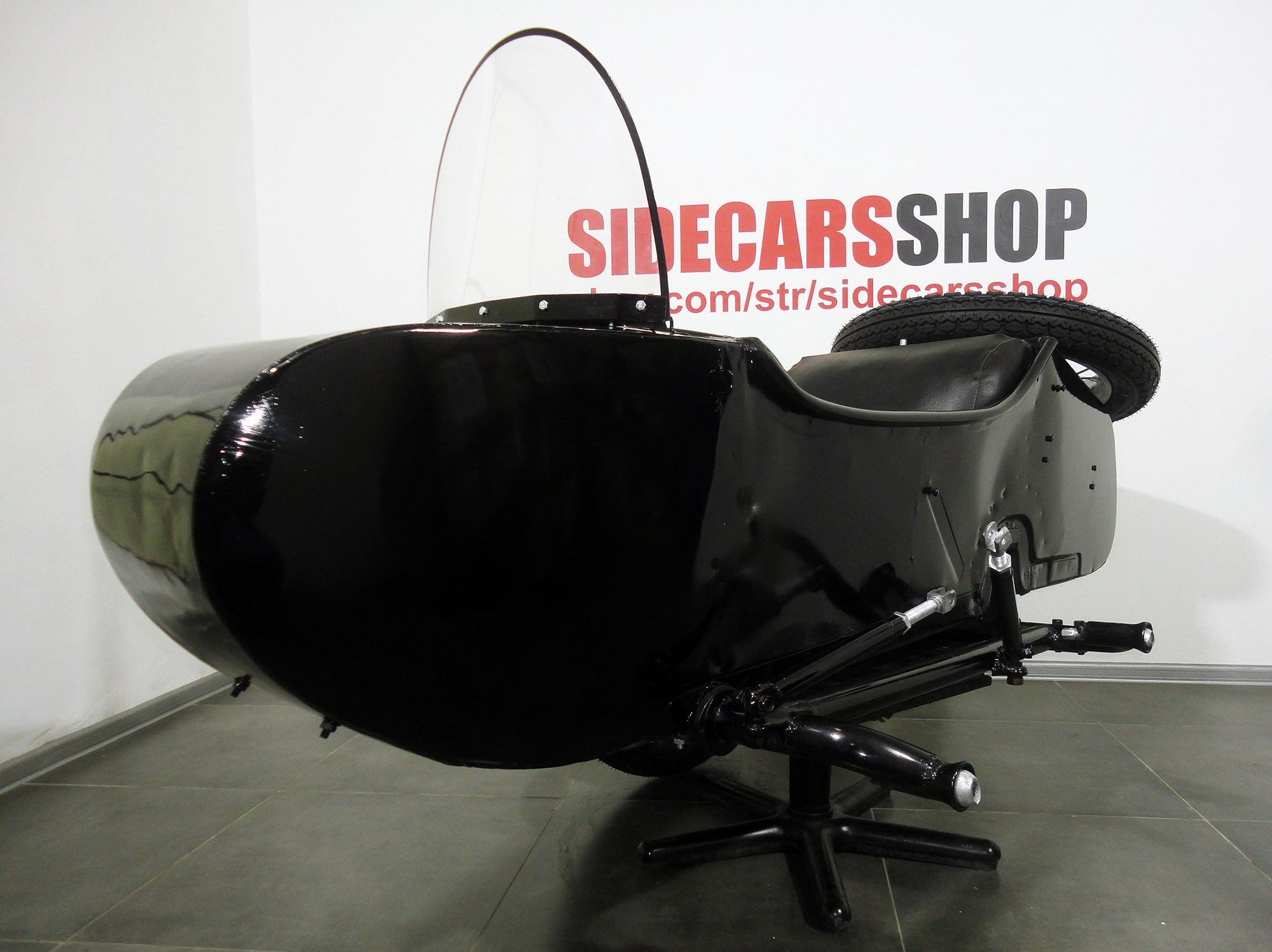 Sidecar for motorcycle Dnepr Used Refurbished Compatible with BMW Harley Davidson Ural Yamaha Honda Triumph