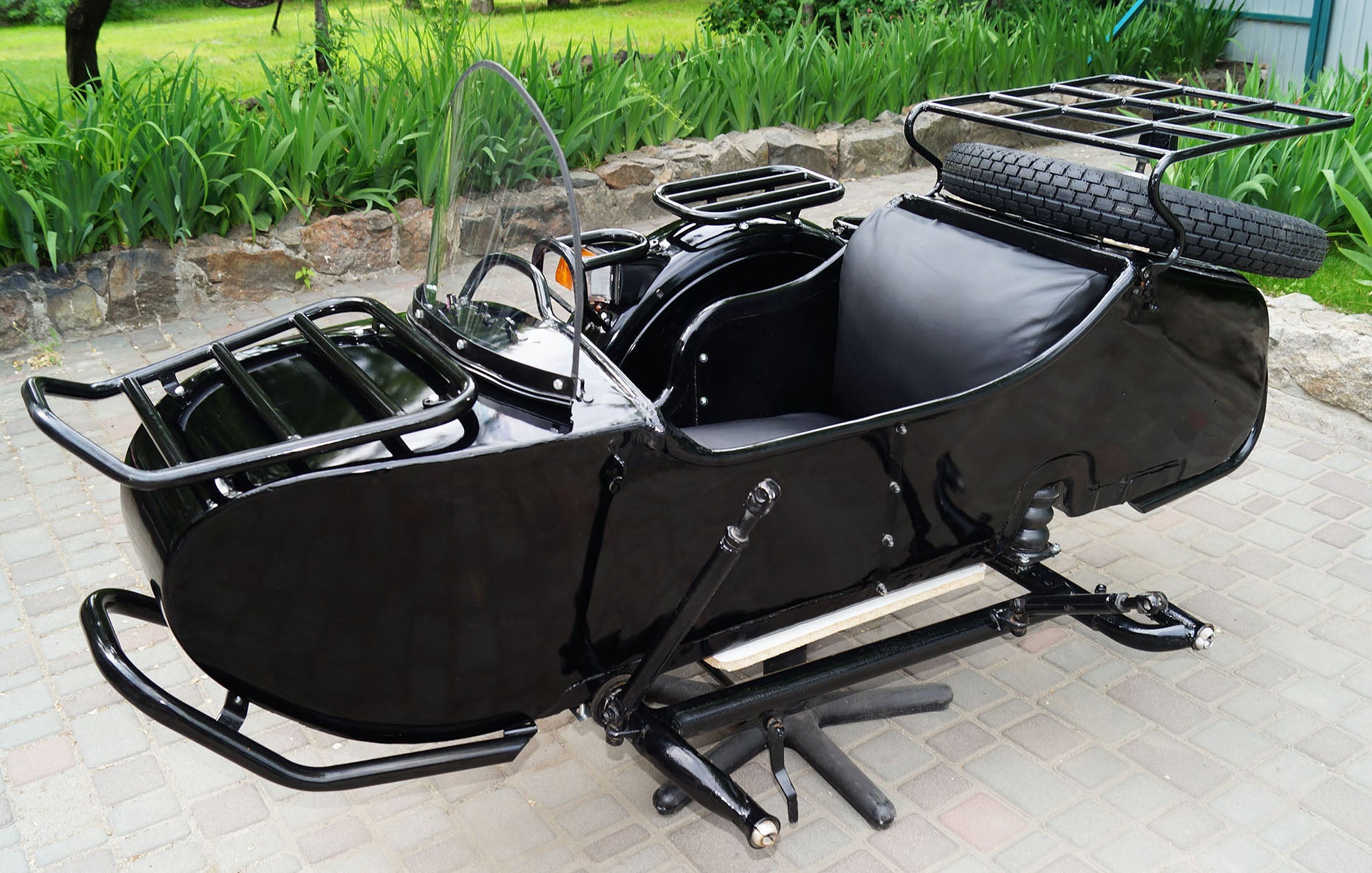 URAL SIDECAR Refurbished Original Sidecar for sale Compatible with Motorcycle BMW Indian Harley Davidson Honda Triumph