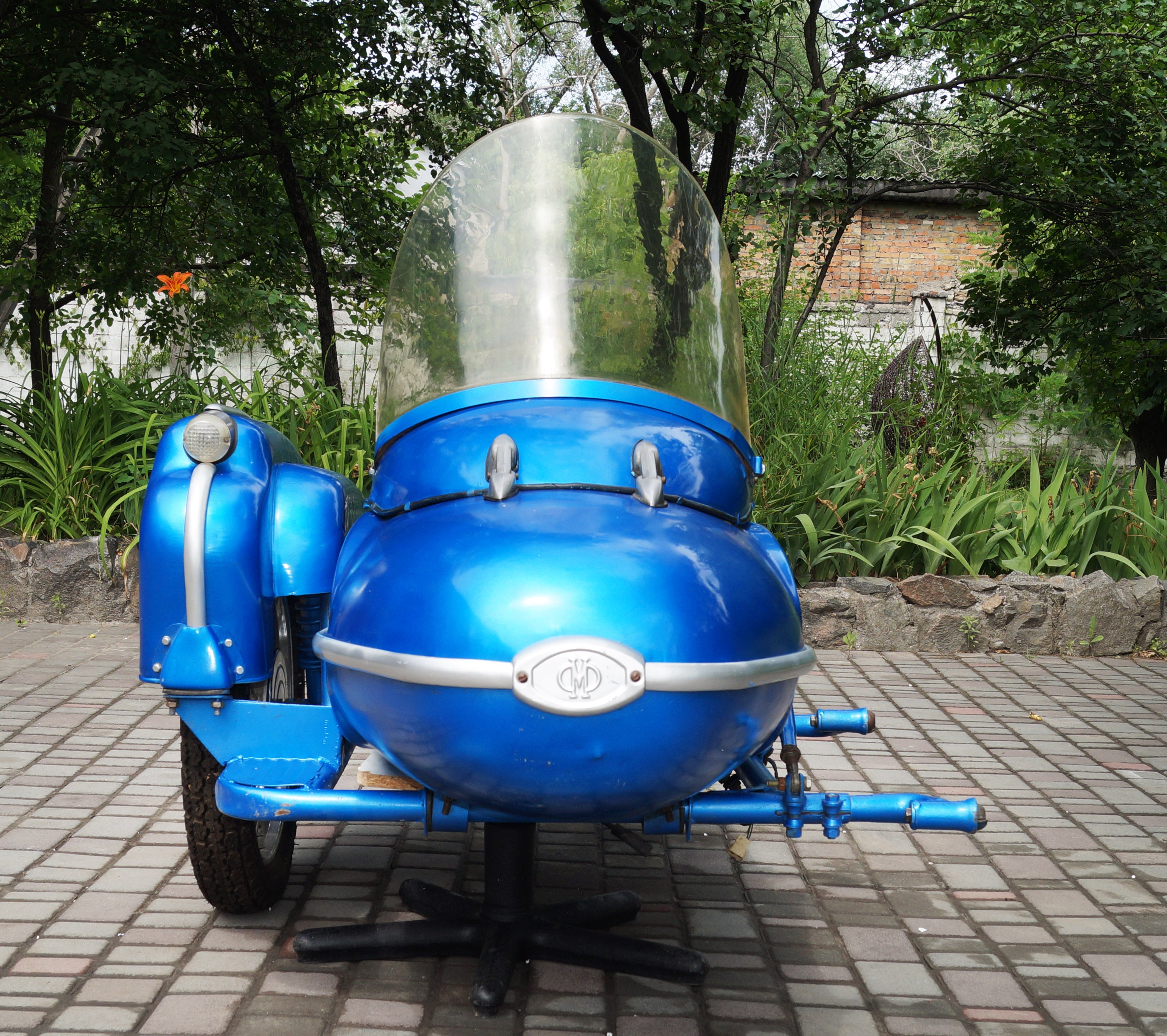 Vintage Sidecar for motorcycle Izh Compatible with motorcycle models BMW Triumph Ural Harley Davidson Honda Used Sidecar USA for Sale