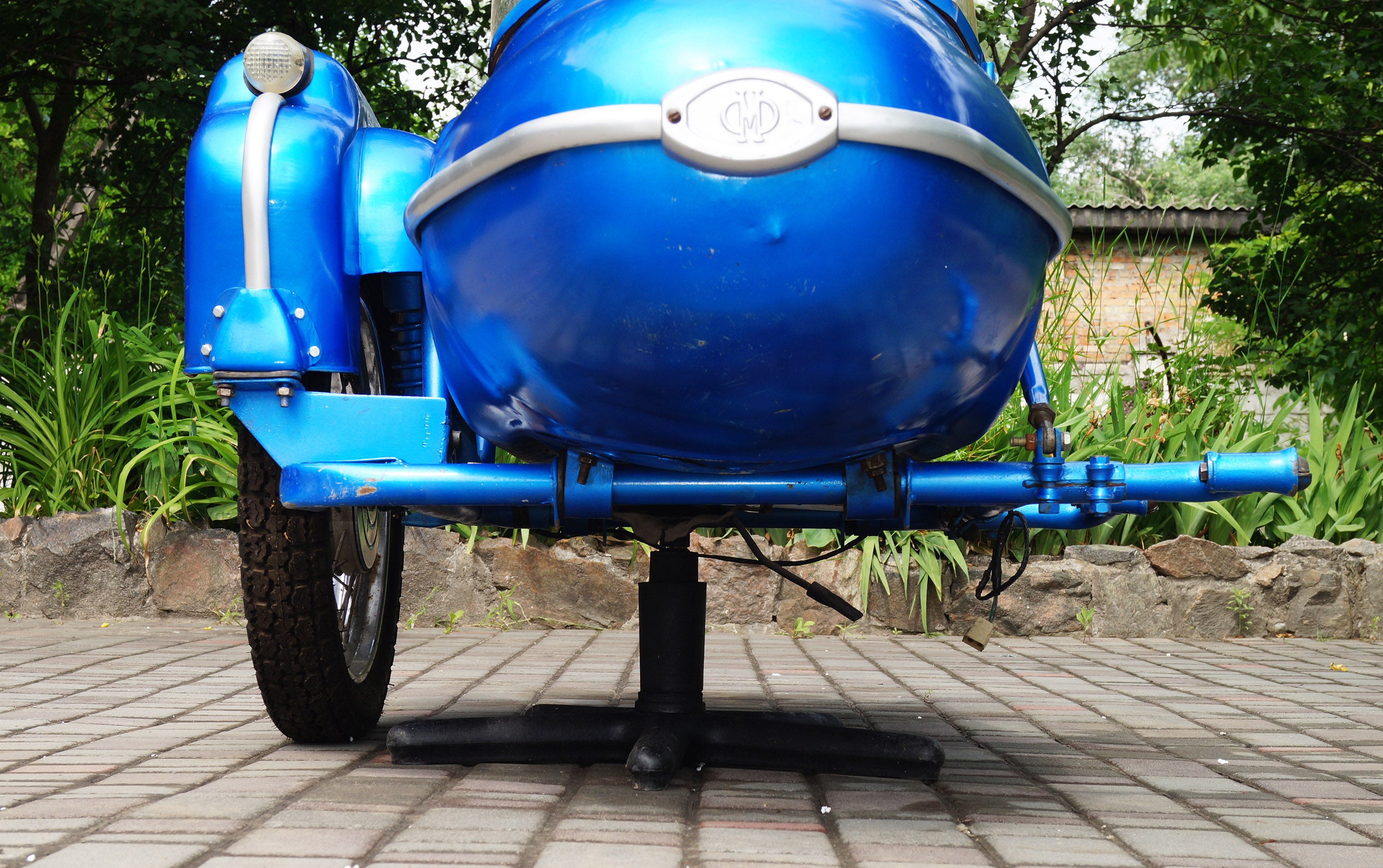 Vintage Sidecar for motorcycle Izh Compatible with motorcycle models BMW Triumph Ural Harley Davidson Honda Used Sidecar USA for Sale