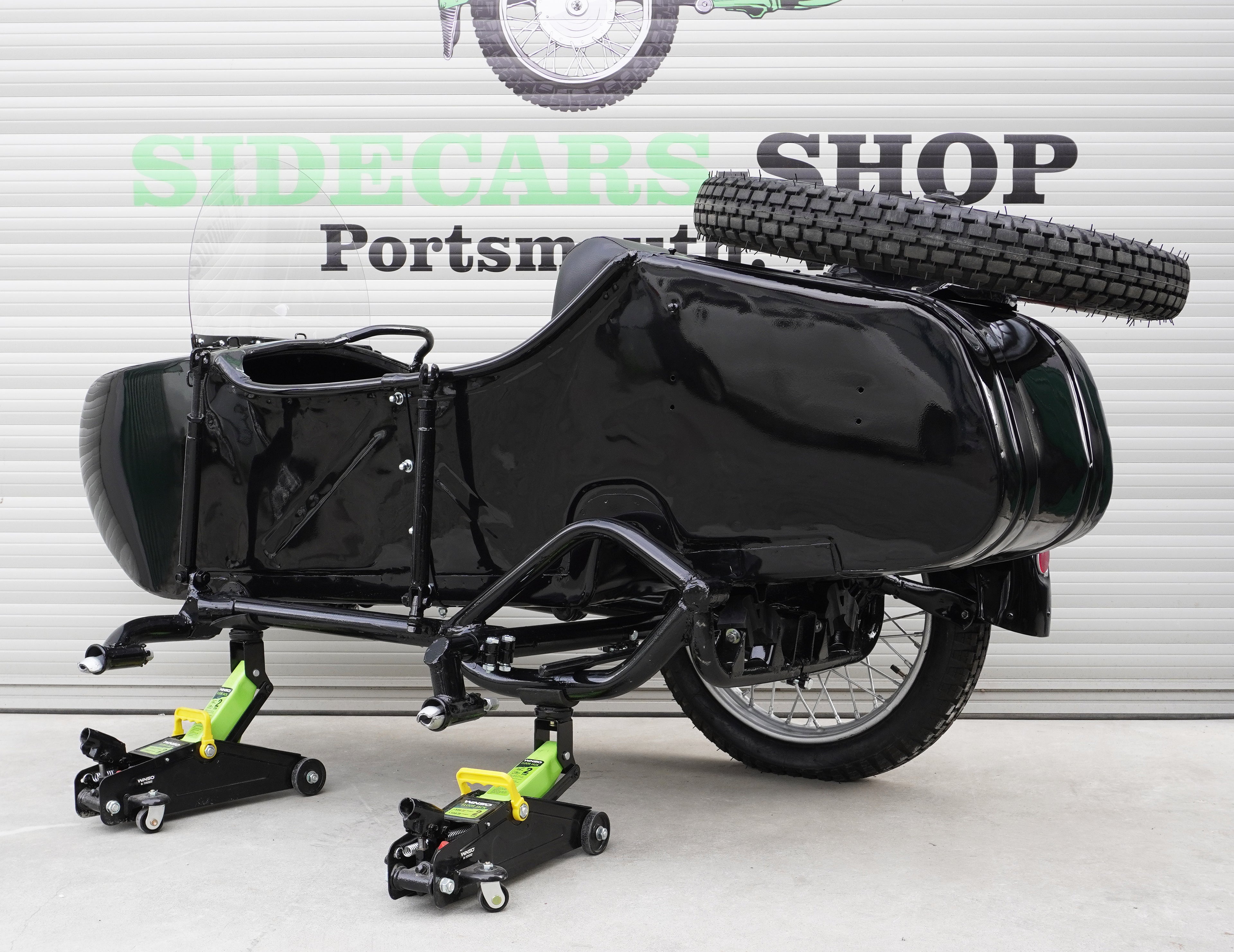 2WD Dnepr MT-16 Sidecar for Motorcycle, Refurbished Vintage Sidecar fits BMW Harley Davidson Ural