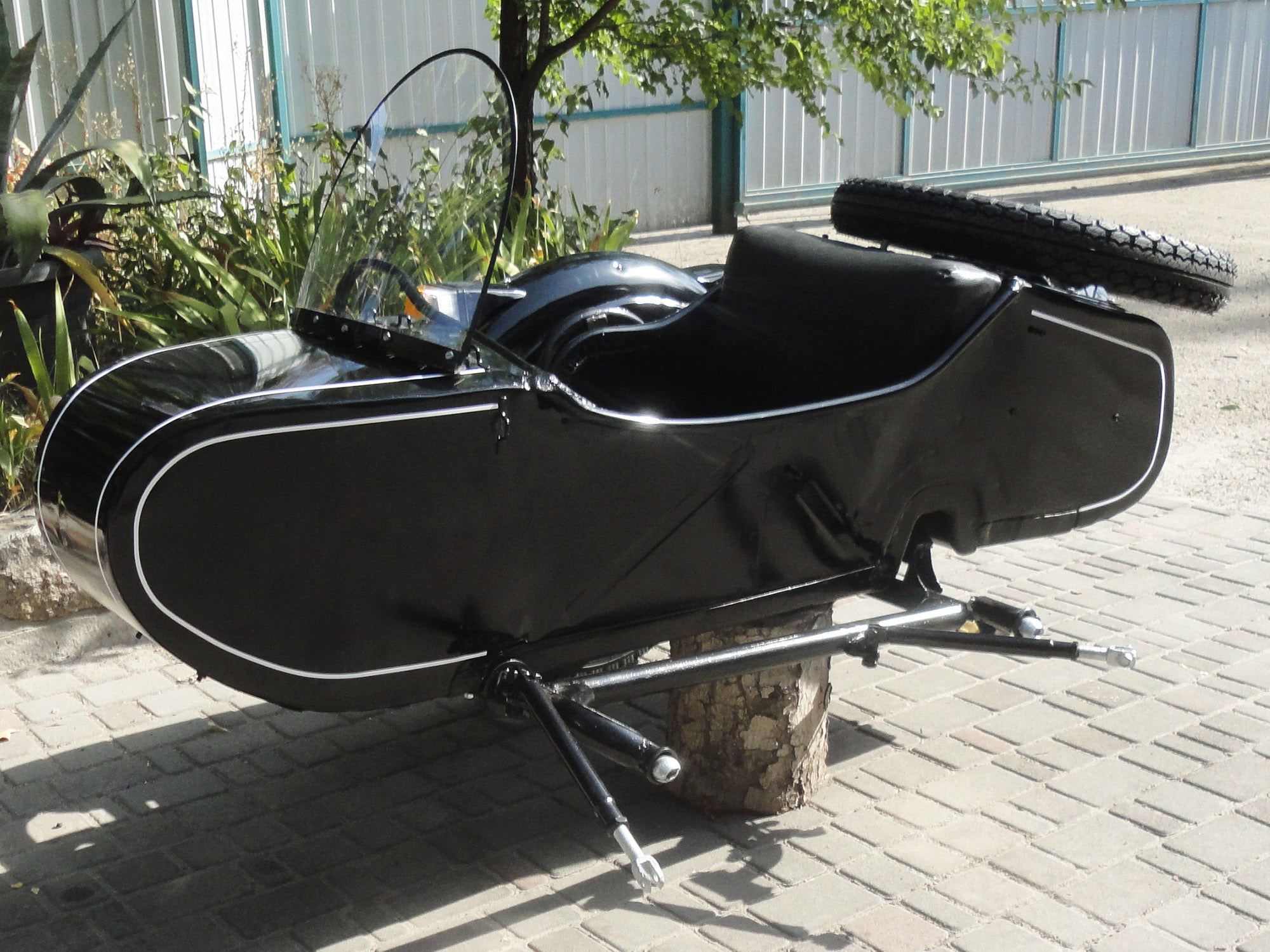 Sidecar Dnepr Used Refurbished Compatible with Motorcycle BMW Kawasaki Harley Davidson Honda etc