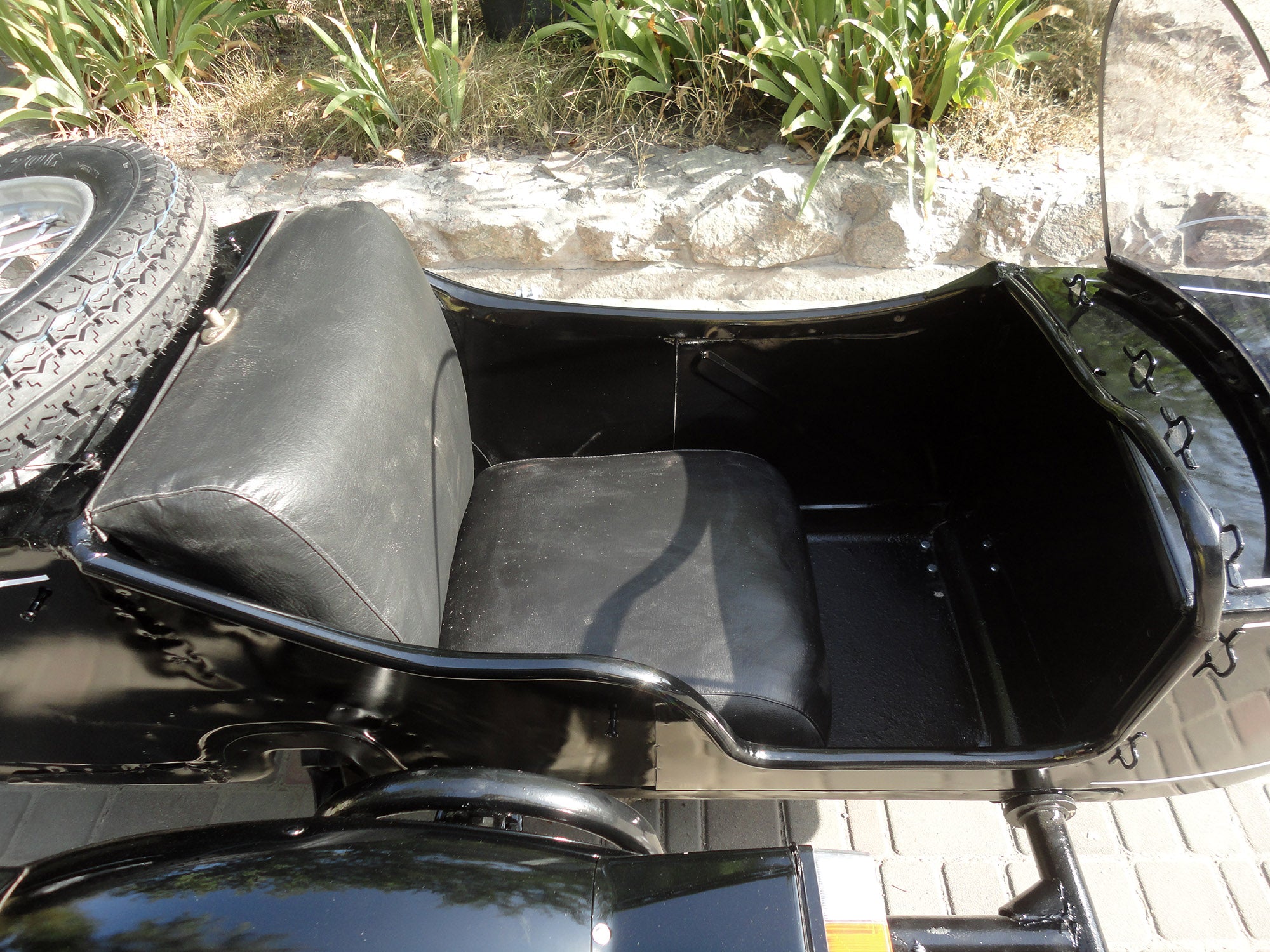 Sidecar Dnepr Used Refurbished Compatible with Motorcycle BMW Kawasaki Harley Davidson Honda etc