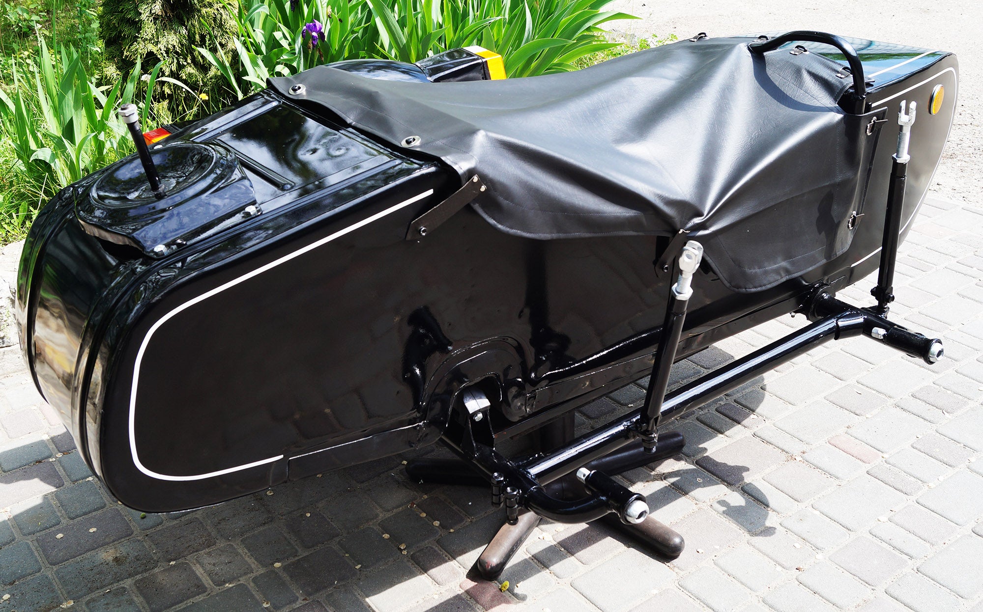 LEFT SIDE SIDECAR Dnepr Compatible with Motorcycle BMW Harley Davidson Ural Honda