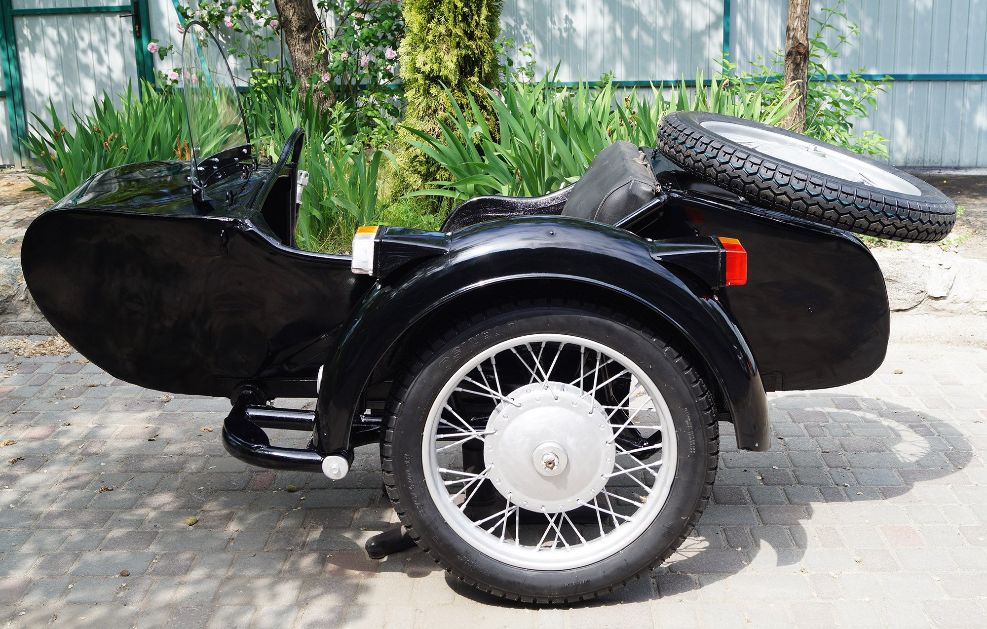 LEFT SIDE SIDECAR Compatible Motorcycles BMW Harley Davidson Ural Honda Triumph