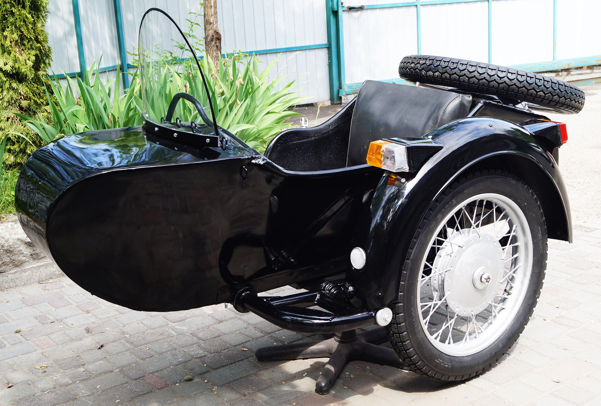 LEFT SIDE SIDECAR Compatible Motorcycles BMW Harley Davidson Ural Honda Triumph