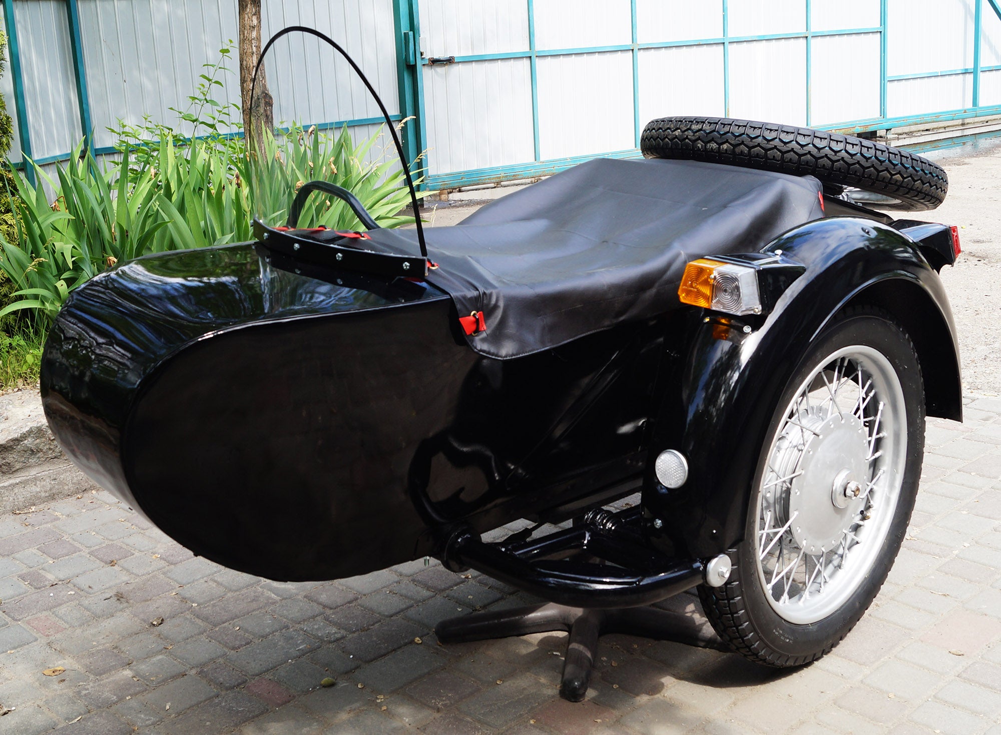 LEFT SIDE SIDECAR Compatible Motorcycles BMW Harley Davidson Ural Honda Triumph