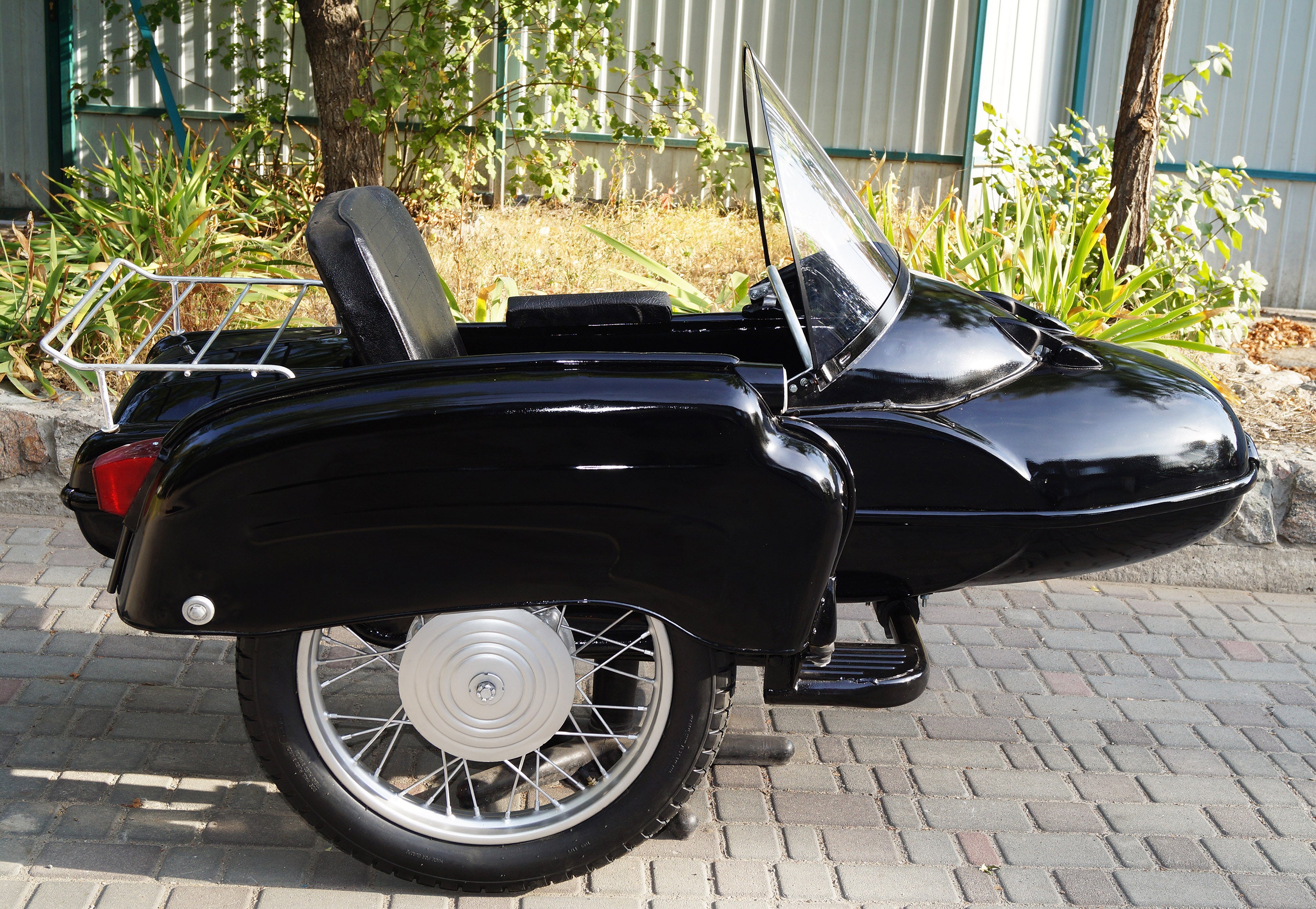 Vintage Refurbished Sidecar for Motorcycle Izh Compatible with motorcycle Models BMW Triumph Ural Harley Davidson Honda